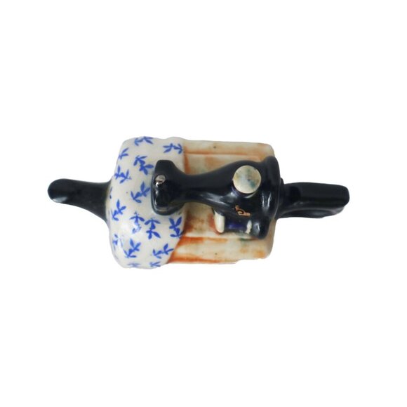 Vintage Mini Miniature Paul Cardew Sewing Machine Tea Pot Teapot - Picture 2 of 7